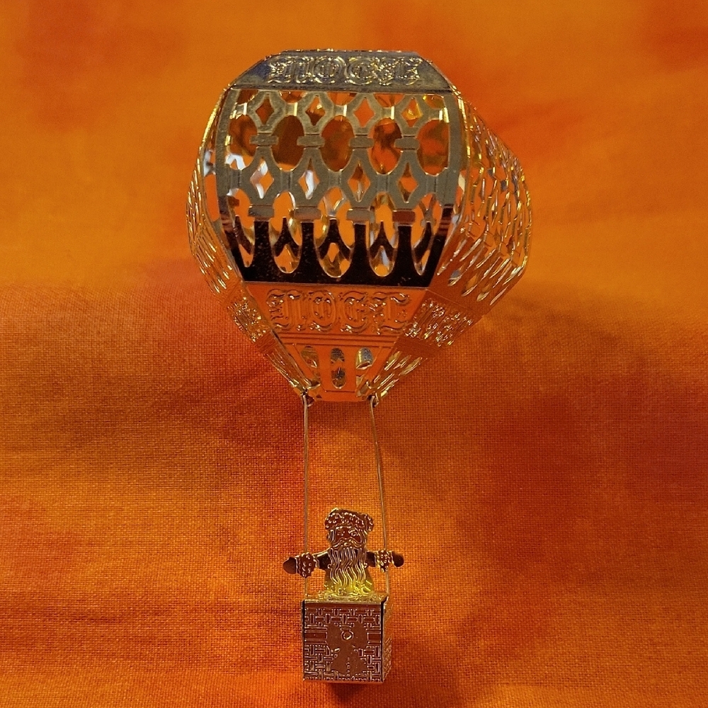 Gorham Intricate Gold Hot Air Balloon Christmas Ornament Santa